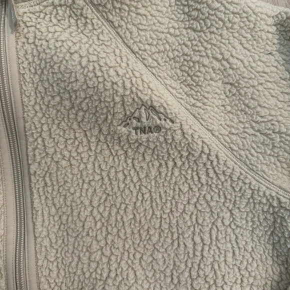 Aritzia TNA Fleece Zip Up - Picture 3 of 4